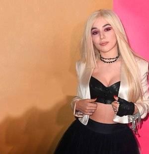 Télé Star 2228 La nouvelle Lady Gaga ?