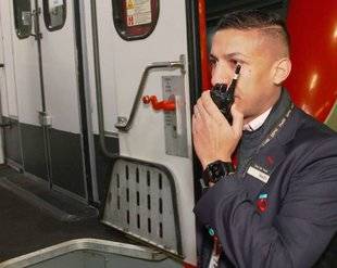 Télé Star 2229 ''Chef d'un train de nuit, c'est magique''