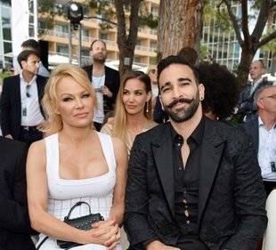 Télé Star 2231 Elle quitte Adil Rami et le démolit sur Instagram !