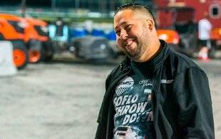 Télé Star 2232 'Je lutte contre les courses de voitures illégales qui font trop de morts''