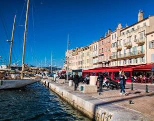 Télé Star 2235 De BB à Arthur, Saint-Tropez toujours reine de la Côte d'Azur