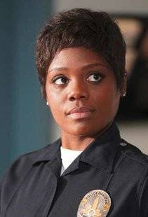 Télé Star 2238 Du rififi sur The Rookie