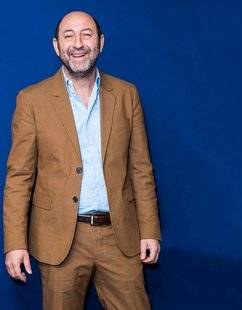 Télé Star 2242 '' Je suis né de bonne humeur ! ''