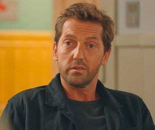 Télé Star 2243 Antoine fait sa rentrée des classes