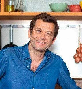Télé Star 2245 C’est le mois de…