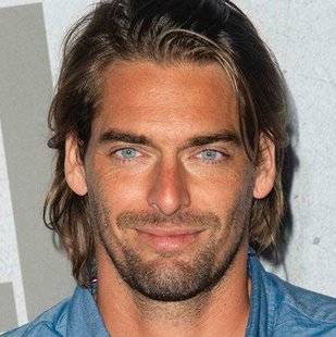 Télé Star 2246 Les 7 merveilles de Camille Lacourt