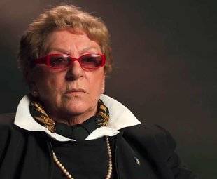 Télé Star 2248 '' Vous en connaissez beaucoup, des fugueuses de 77 ans ? ''
