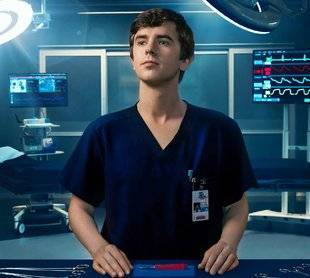 Télé Star 2248 On n'arrête plus le Good Doctor