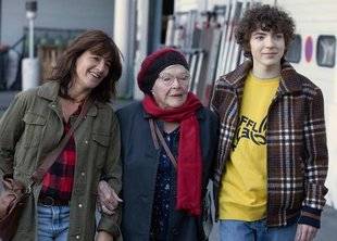 Télé Star 2252 Après cinq mois allongée, je me porte comme un charme !