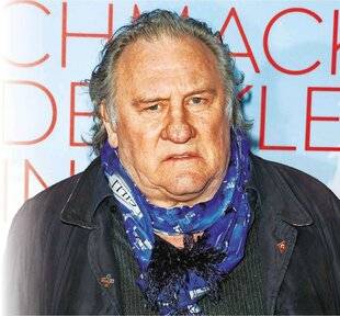 Télé Star 2433 La chute inexorable d'un monstre sacré