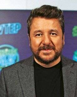 Télé Star 2434 Bruno Guillon décroche un nouveau jeu