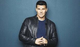 Télé Star 2436 L'ange à l'aile brisée