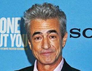 Télé Star 2498 Un nouveau chef pour Chicago Fire