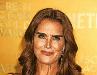 Télé Star 2534 Brooke Shields, la nouvelle Arabesque ?