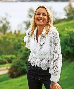 Télé Star 2542 Élodie Gossuin '' En été mon refuge, c'est dans les Landes ''