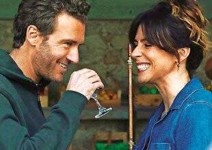 Télé Star 2542 Angèle et Stanislas démasqués