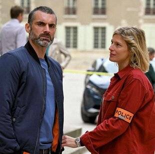 Télé Star 2542 Meurtres à Chartres