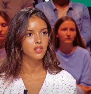 Télé Star 2544 Les marches de l'amour
