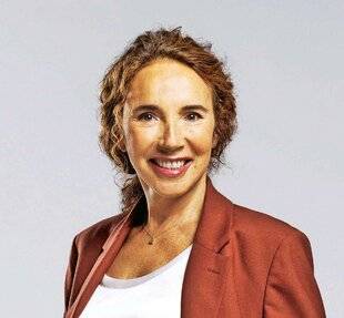 Télé Star 2544 Isabel Otero “Je me reconnais dans le côté leadeuse de Florence”