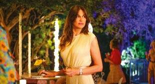 Télé Star 2544 Helena Noguerra “ Être héroïne d'un soap est un cadeau inédit ”