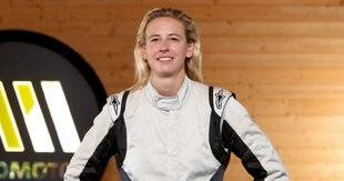 Télé Star 2552 Sarah Bovy “ Automoto ? Un honneur pour moi ! ”
