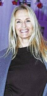 Télé Star 2553 ESTELLE LEFÉBURE