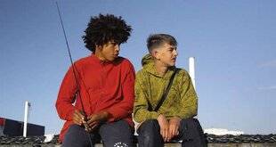 Télé Star 2553 Soren et Karving, en eaux libres