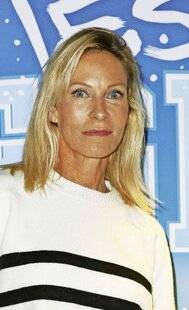 Télé Star 2554 Rebecca Hampton “ Jouer une cougar, ça m’éclate ! ”