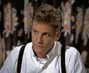 Télé Star 2554 Doug Savant dans Columbo