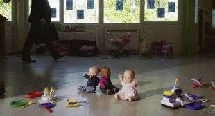 Télé Star 2554 Crèches, razzia sur les bébés