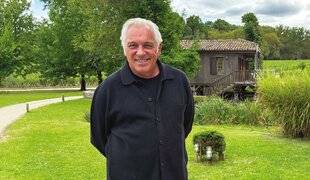 Télé Star 2557 Stéphane Thebaut : “ Je retrouve la case qui a fait le succès de La Maison France 5 ”