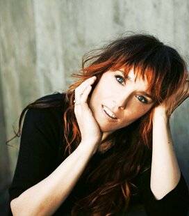 Télé Star 2557 Zaz : C'est “ dur de sortir des addictions ”