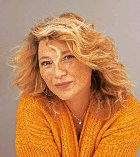 Télé Star 2559 Cécile Bois ‘‘ Candice Renoir va se prendre la réalité en pleine face ”