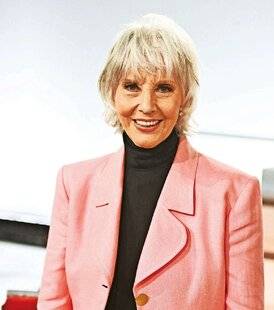 Télé Star 2560 Denise Fabre : “ Speakerine, c'était un métier d'avenir ”