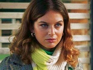 Télé Star 2560 Carla et ses vieux démons