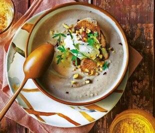 Télé Star 2560 Velouté de châtaignes et sa quenelle de chantilly à la noisette