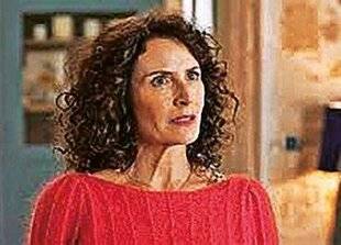 Télé Star 2561 Clotilde s'oppose à Teyssier