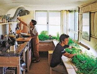 Télé Star 2562 Corentin de Chatelperron : “ Il faut repenser notre habitat ''