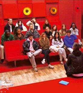 Télé Star 2563 Pourquoi le live 24h/24 de la Star Ac', sur TF1+, est-il souvent interrompu ?