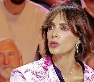 Télé Star 2564 Une femme amoureuse