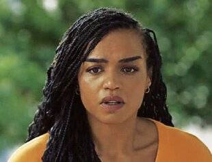 Télé Star 2564 Mélody couvre son fils