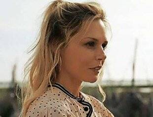 Télé Star 2564 Emma appelle Alix au secours