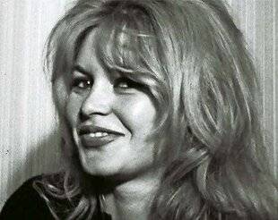 Télé Star 2566 Bardot