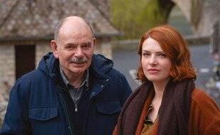 Télé Star 2573 Élodie Frégé : “ J'ai trouvé une fibre maternelle en moi pour jouer ce rôle ”