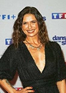 Télé Star 2575 Lucie Bernardoni “ Mon conseil aux élèves : ne vous précipitez pas en studio après la Star Ac' ”