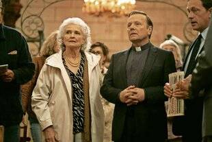 Télé Star 2576 Fiction Marie-Christine Barrault : “ Le côté extrême de ce rôle m'a attirée ”