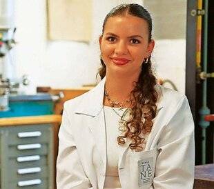 Télé Star 2579 Violette “ Une rencontre a bouleversé mon orientation”