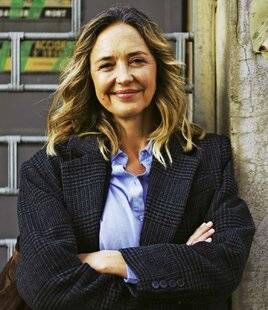 Télé Star 2581 Hélène de Fougerolles “ À 53 ans, je n'ai pas envie de toucher à mon visage ”