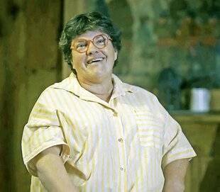 Télé Star 2582 Jeannette “ J'ai eu la chance de voir mon fils heureux ''