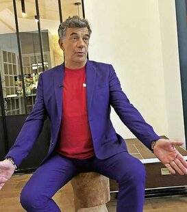 Télé Star 2584 De retour au travail